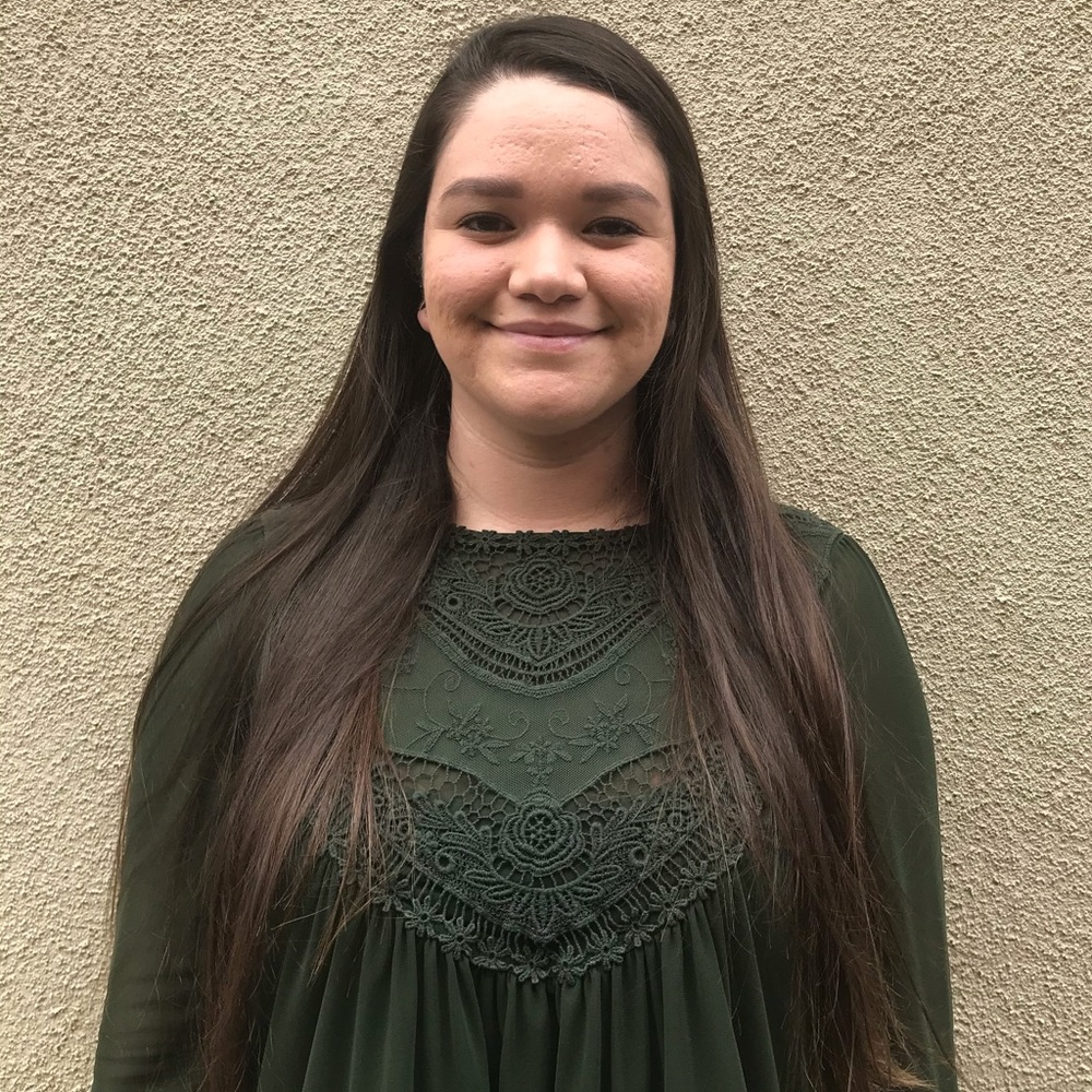 Meet your Posher, Andrea